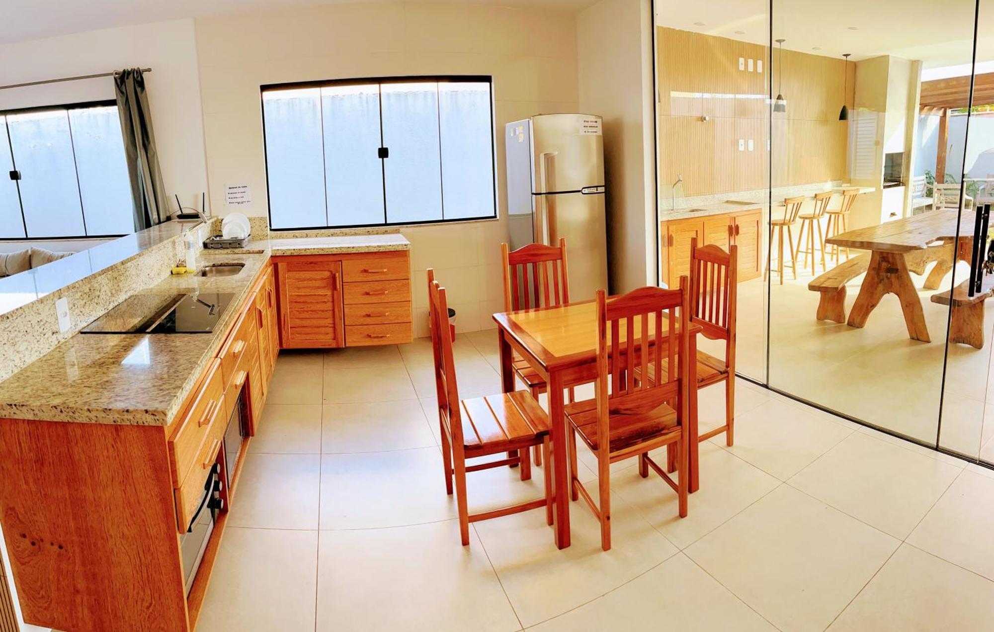 Casa Aroeira 2 Km De Geriba-buzios-rj *